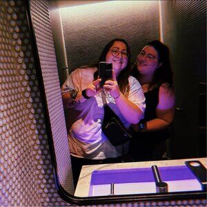 Meet your Posher, Carley